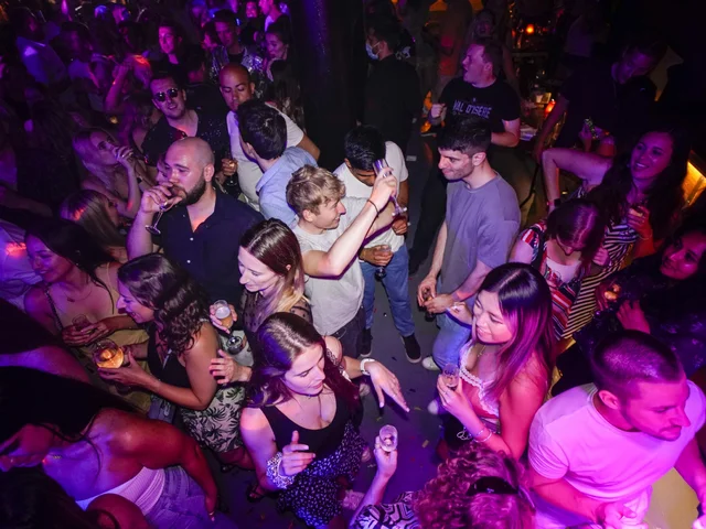 Dance the Night Away: The Best Nightclubs in Paris